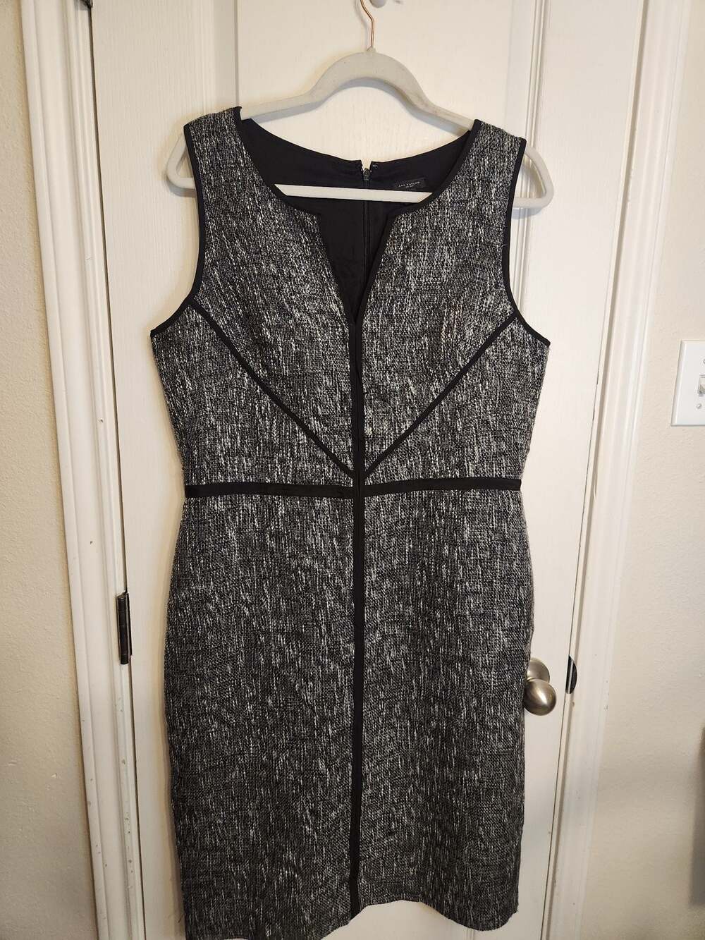 Ann Taylor Black and White Tweed Shift Dress Size 14